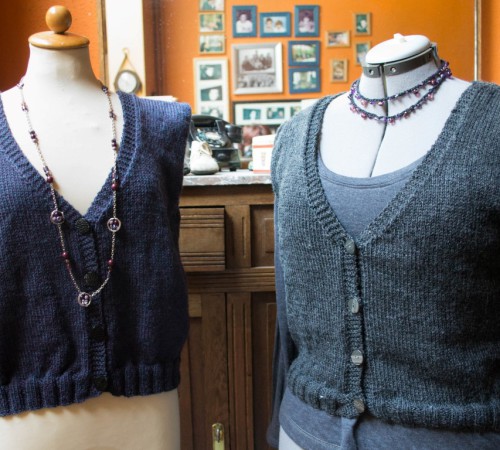 Gebreide vestjes zonder mouwen