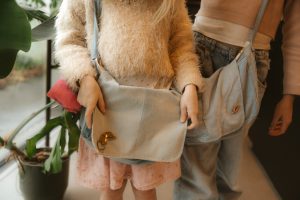 Tasjes voor de meisjes